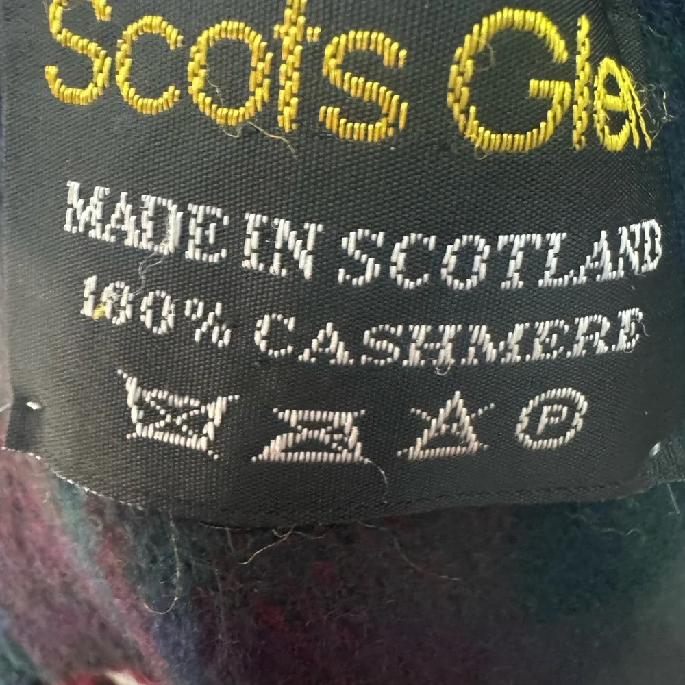 Scots Glen Plaid‎ Wool Scarf - Red and blue cashmere